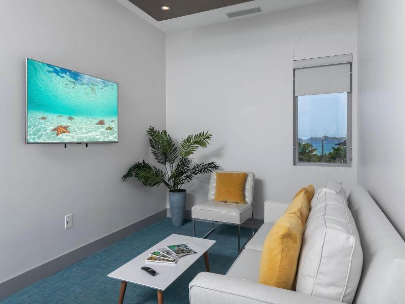 Marketplace Suites image