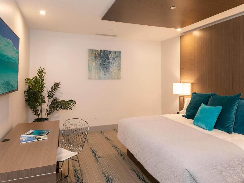 Marketplace Suites image