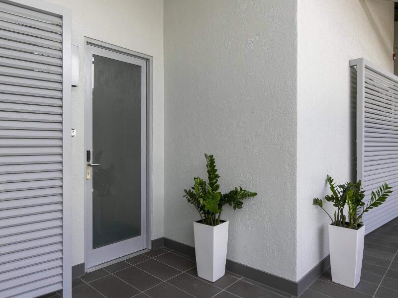 Marketplace Suites image