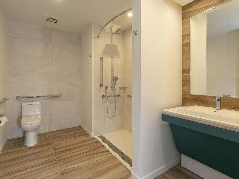Marketplace Suites image