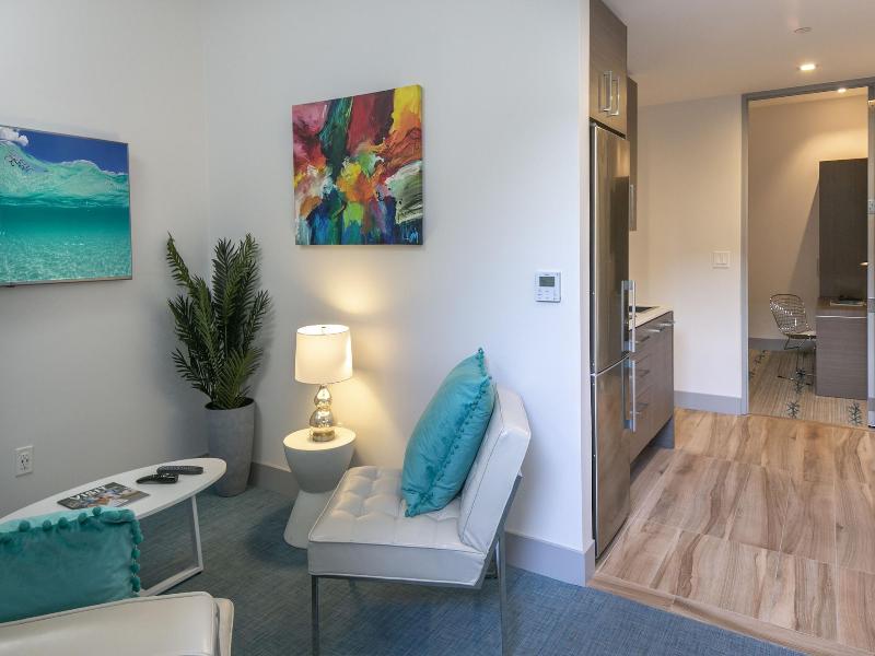 Marketplace Suites image