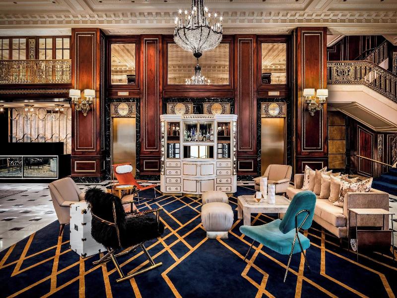 The Blackstone, Autograph Collection image