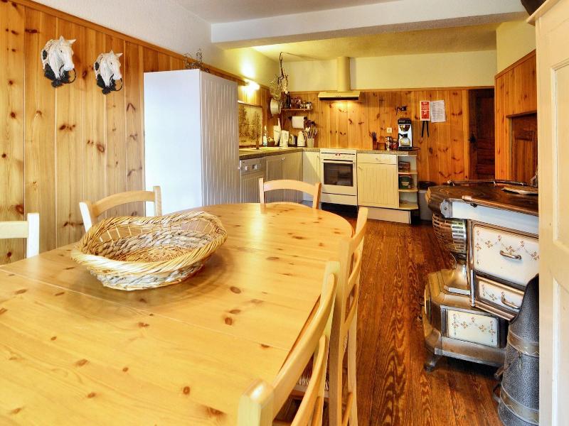 Very Authentic Ardennes House image