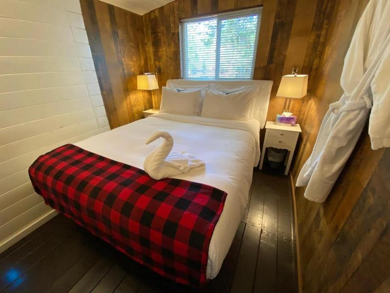 Woodhouse Cottages And Ranch