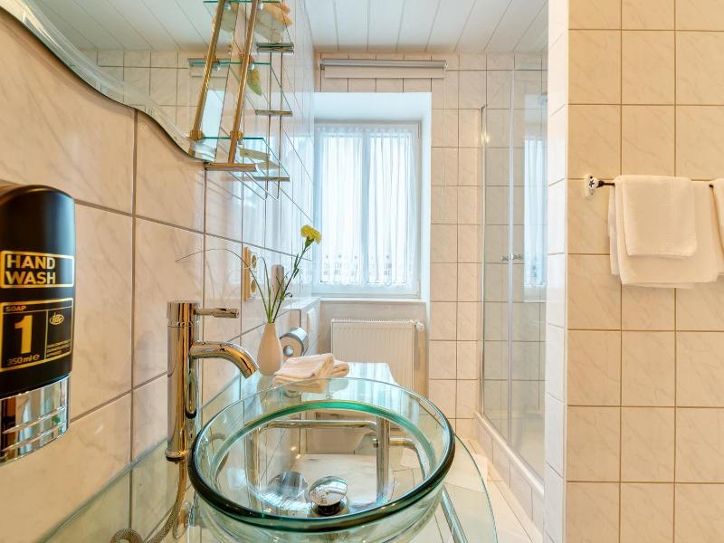 Moselhotel Ludwigs image