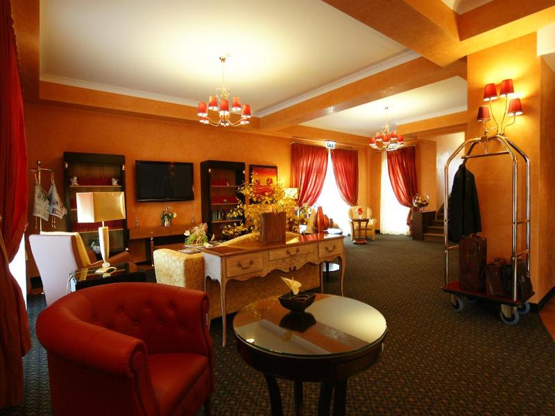 Bram Hotel image