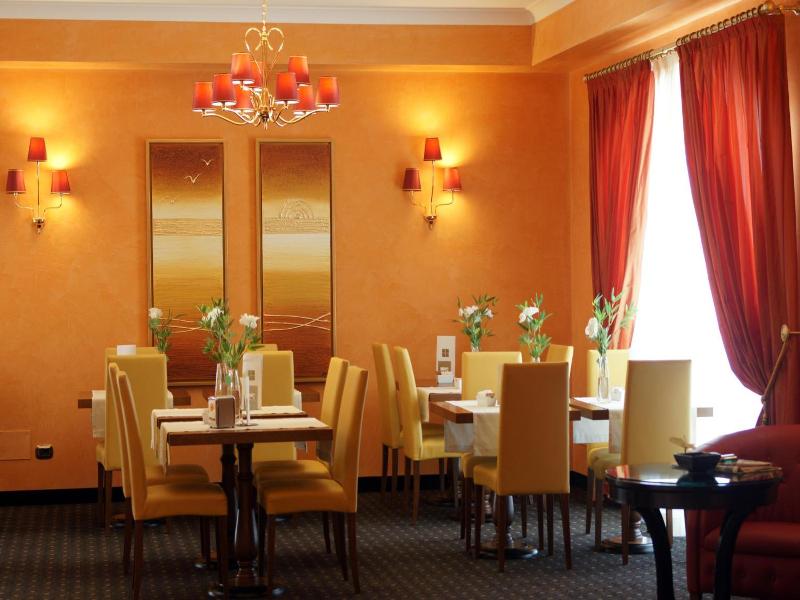 Bram Hotel image
