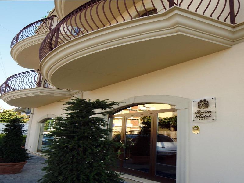Bram Hotel image