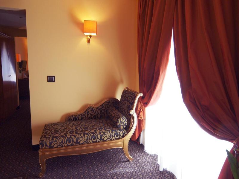 Bram Hotel image