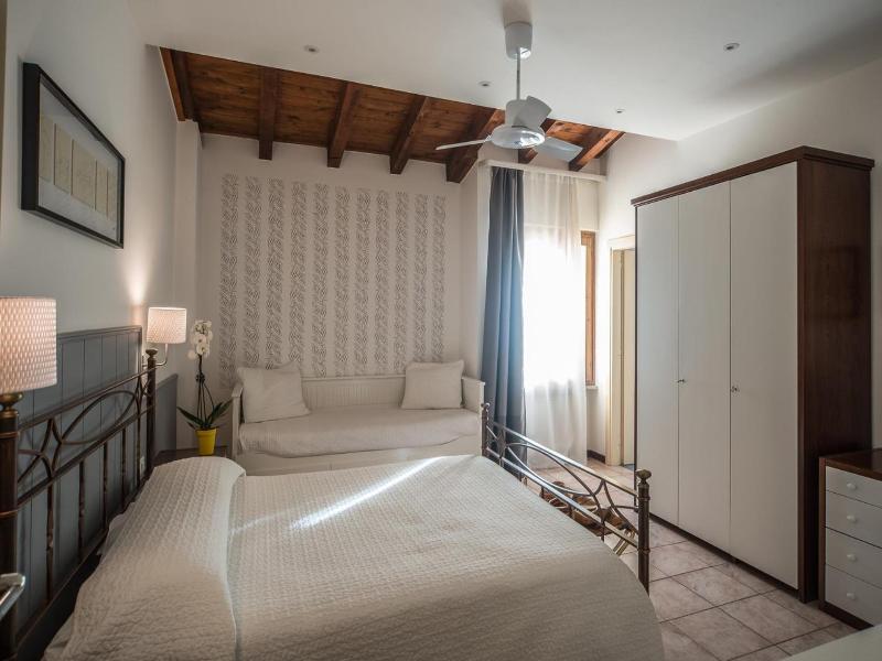 La Sosta Hotel image