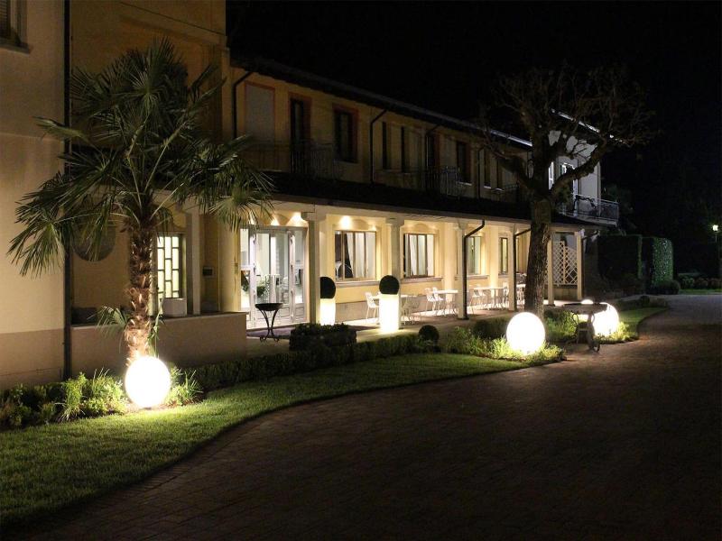 La Sosta Hotel image