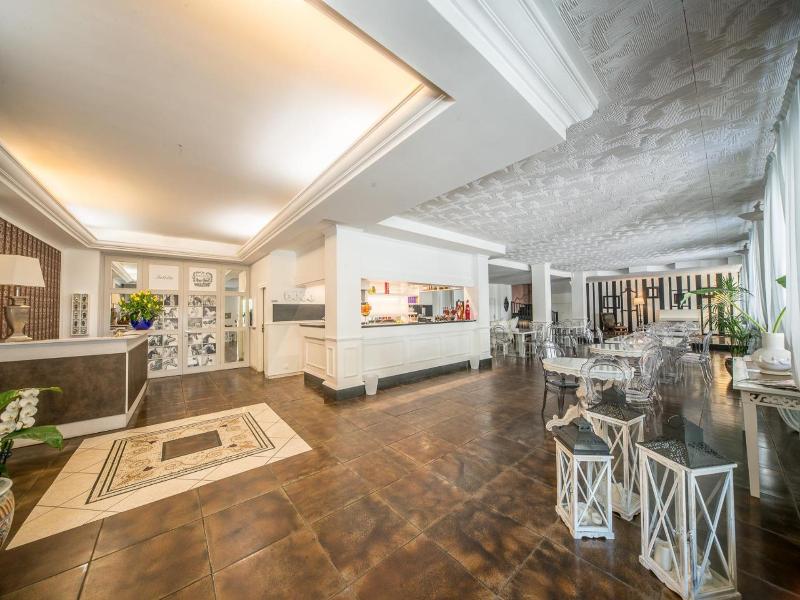La Sosta Hotel image