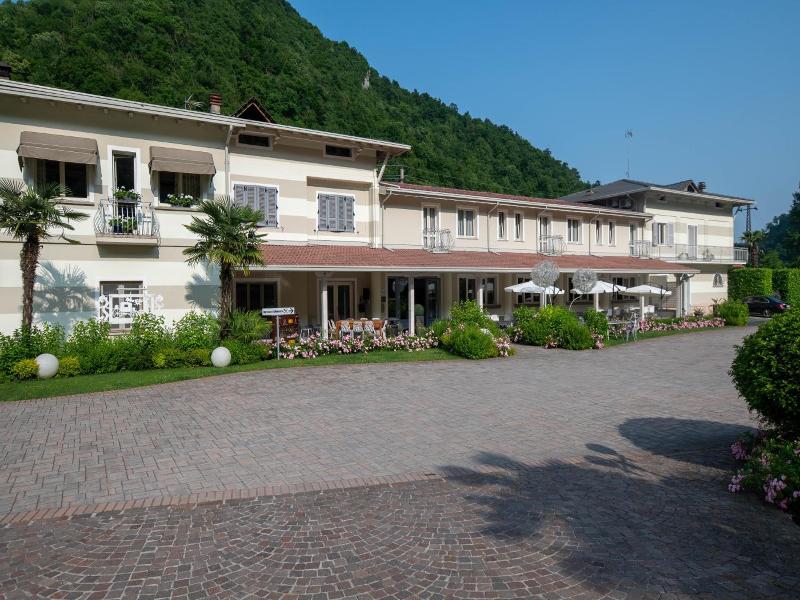 La Sosta Hotel image