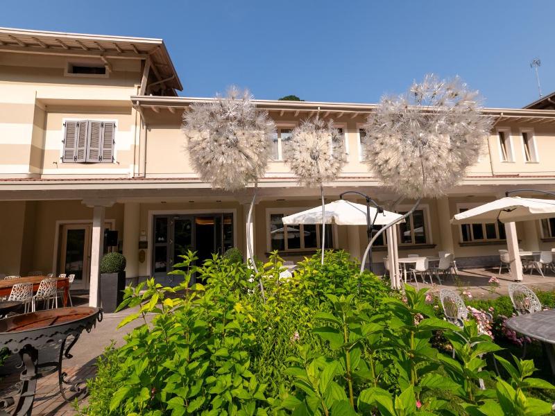 La Sosta Hotel image