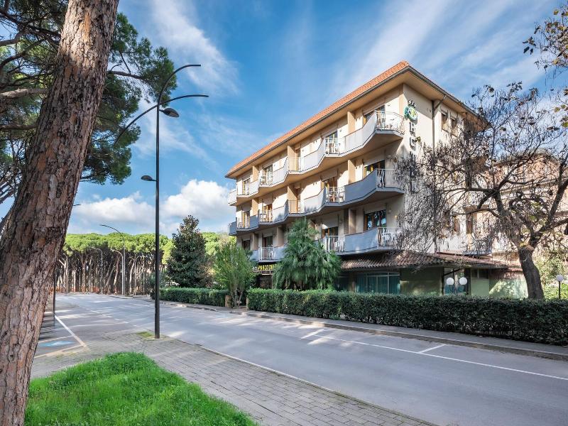 Hotel Parco Dei Pini image