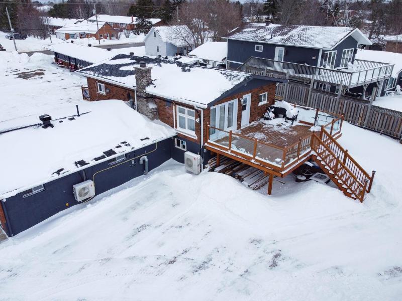 Glen Garry Motel And Cottages image