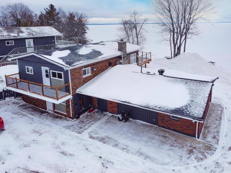 Glen Garry Motel And Cottages image