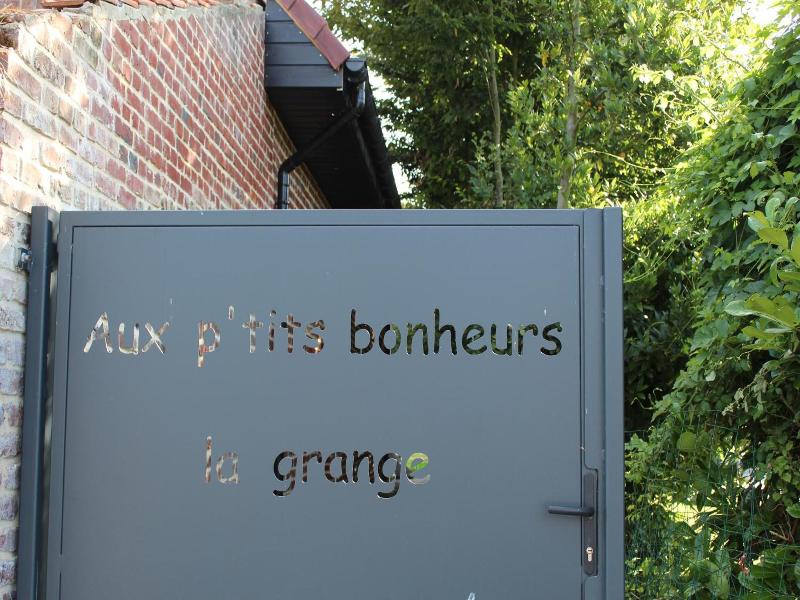 Aux P'tits Bonheurs La Grange image