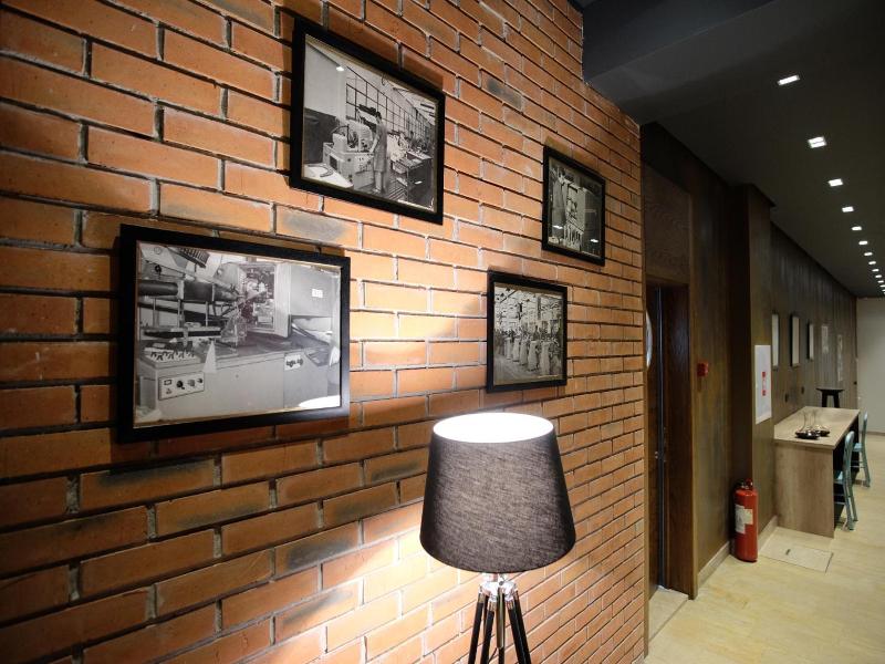 Sl Industry Hotel image