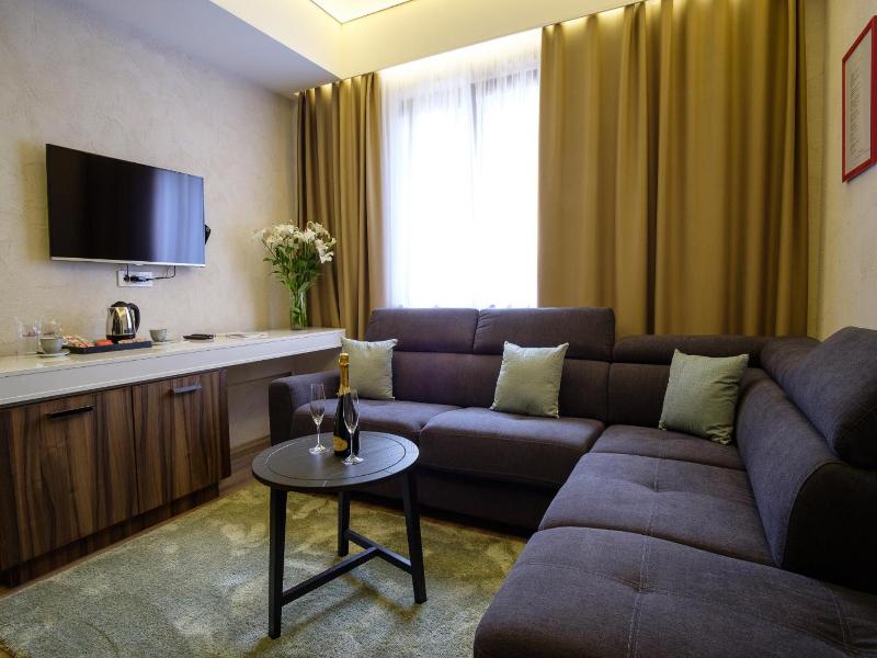 Sl Industry Hotel image