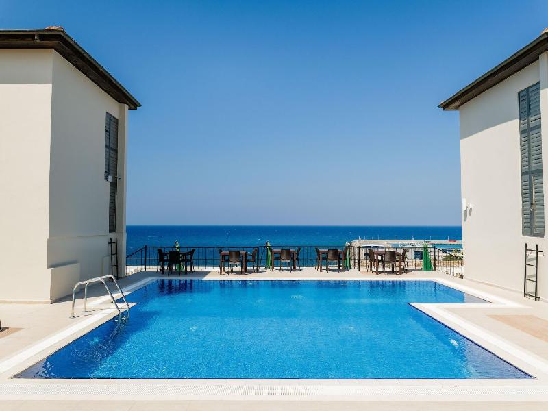 Olivia Palm Hotel image