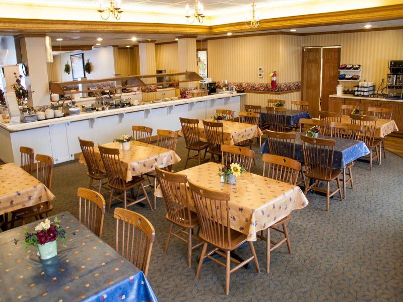 Blue Gate Garden Inn image