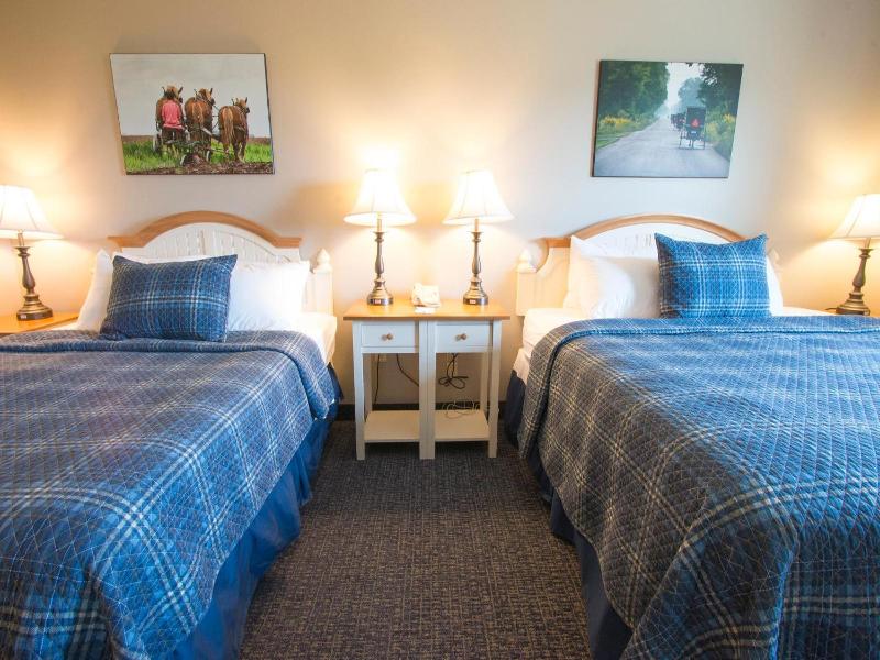 Blue Gate Garden Inn image
