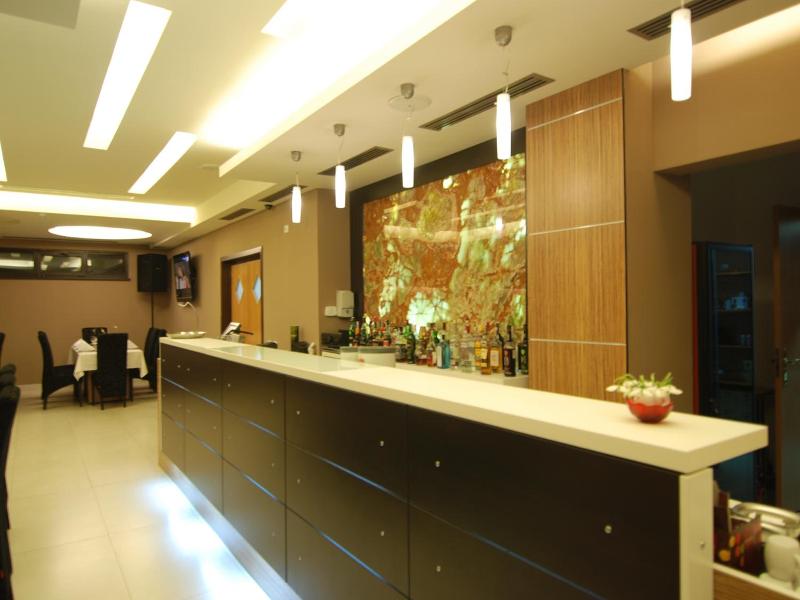 Hotel Ave Lux image