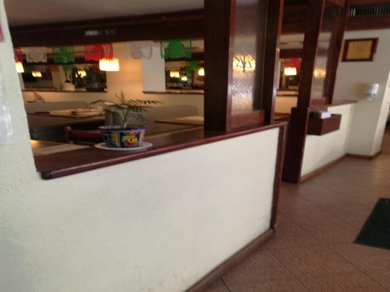 Hotel Roble image