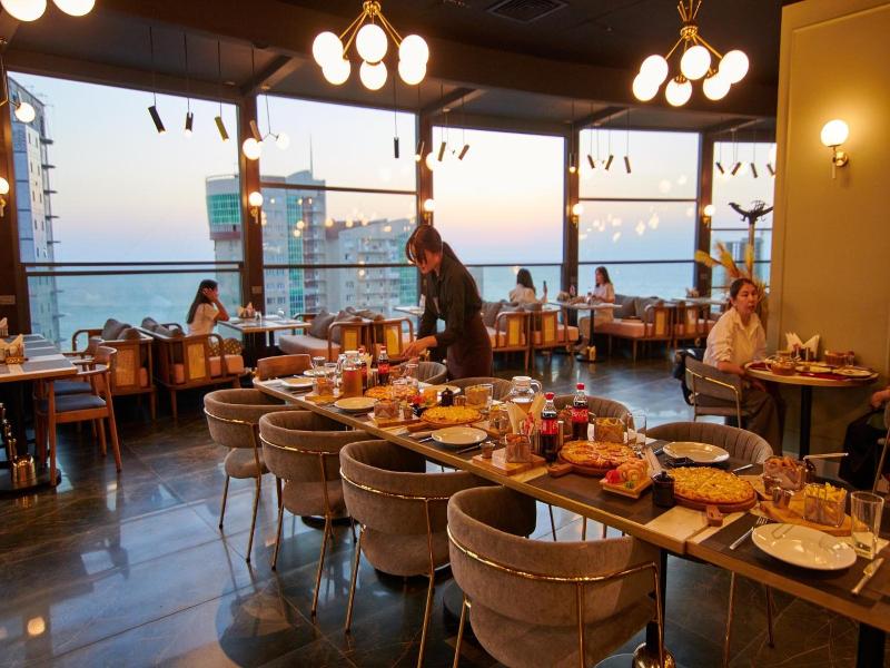Grand Hotel Victory image
