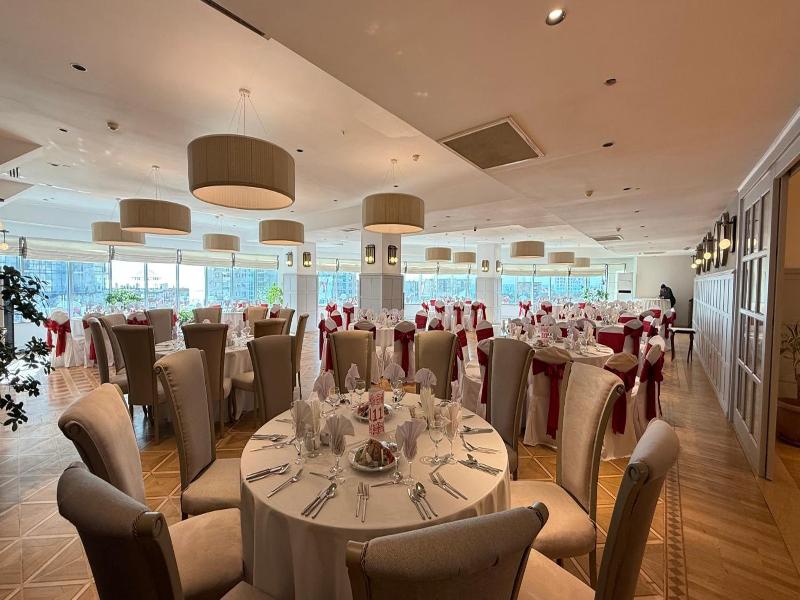 Grand Hotel Victory image