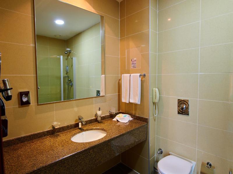 Grand Hotel Victory image
