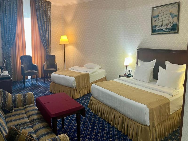 Grand Hotel Victory image
