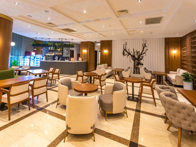 Grand Hotel Victory image