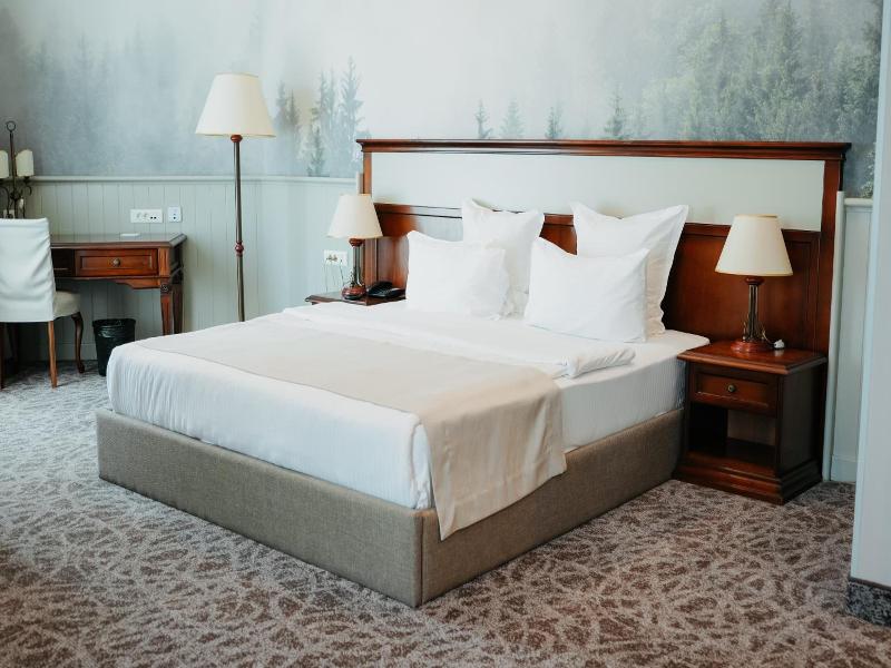 Grand Hotel Victory image
