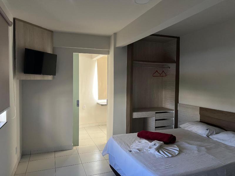 Kris Hotel image
