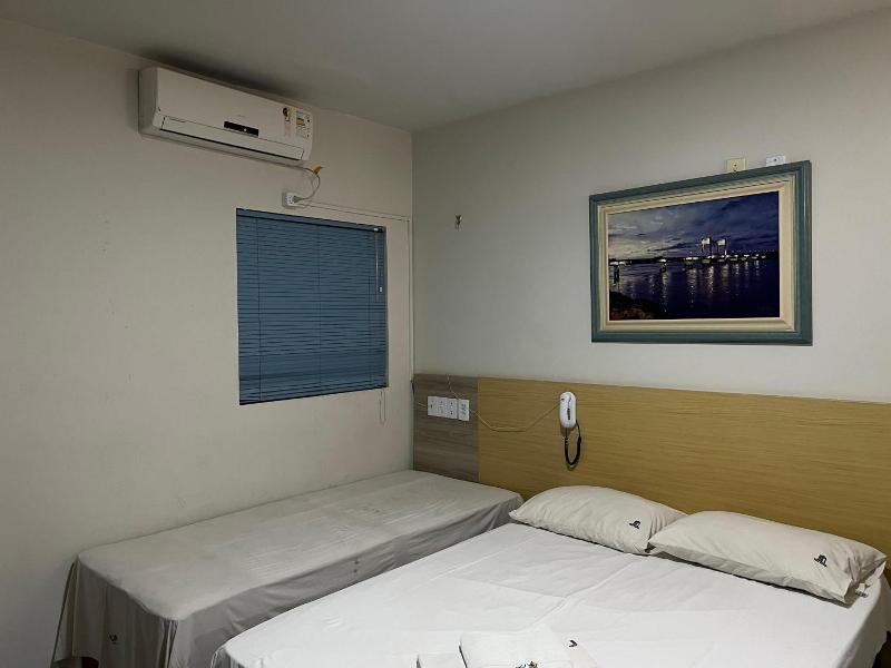Kris Hotel image