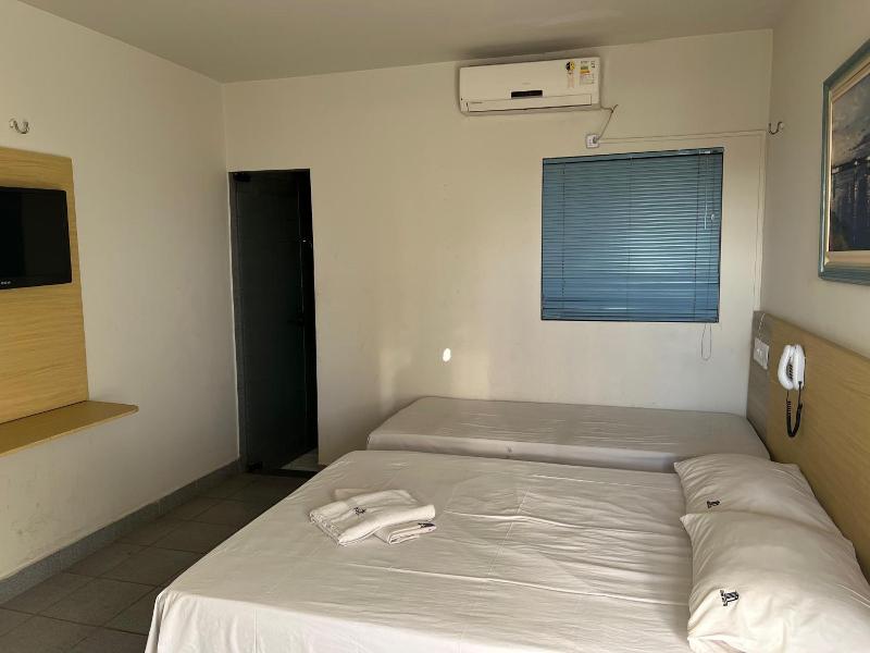 Kris Hotel image