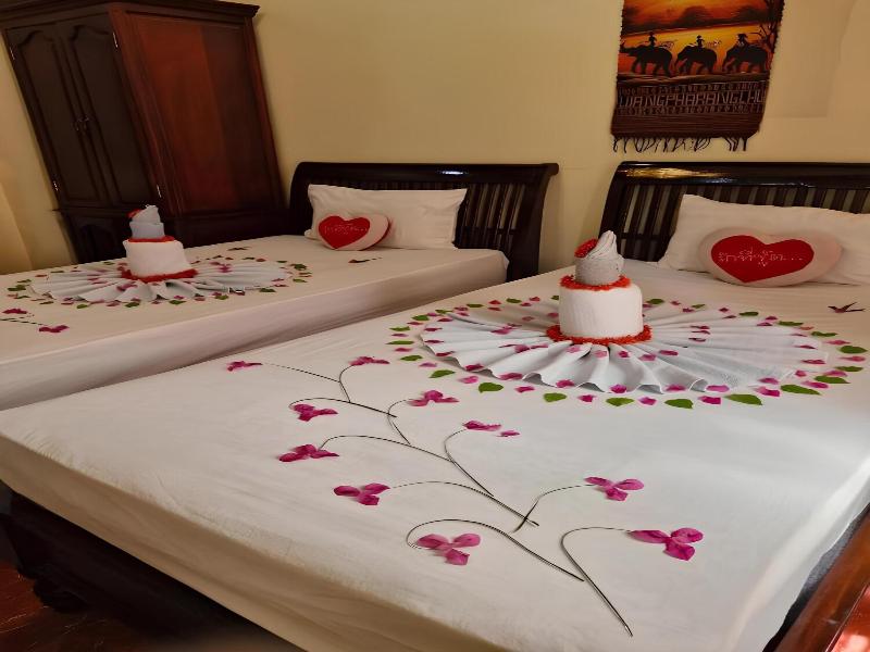 Sakura Hotel image