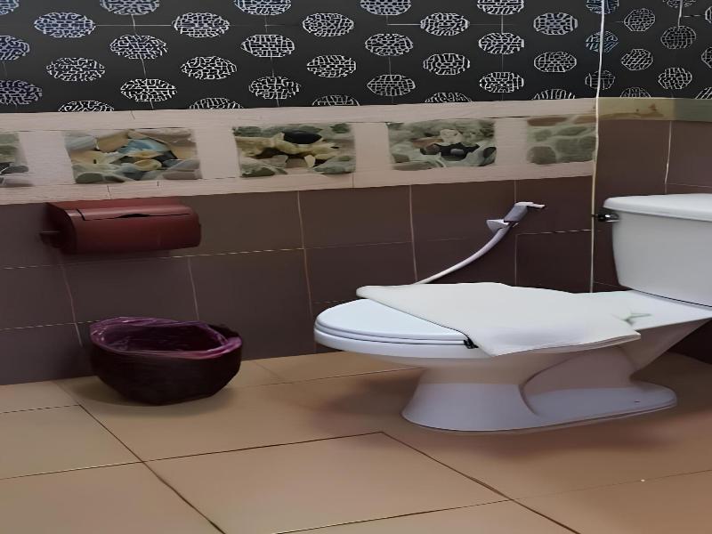 Sakura Hotel image