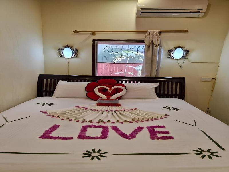 Sakura Hotel image