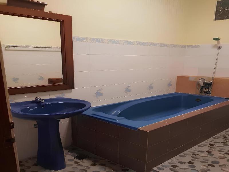 Sakura Hotel image