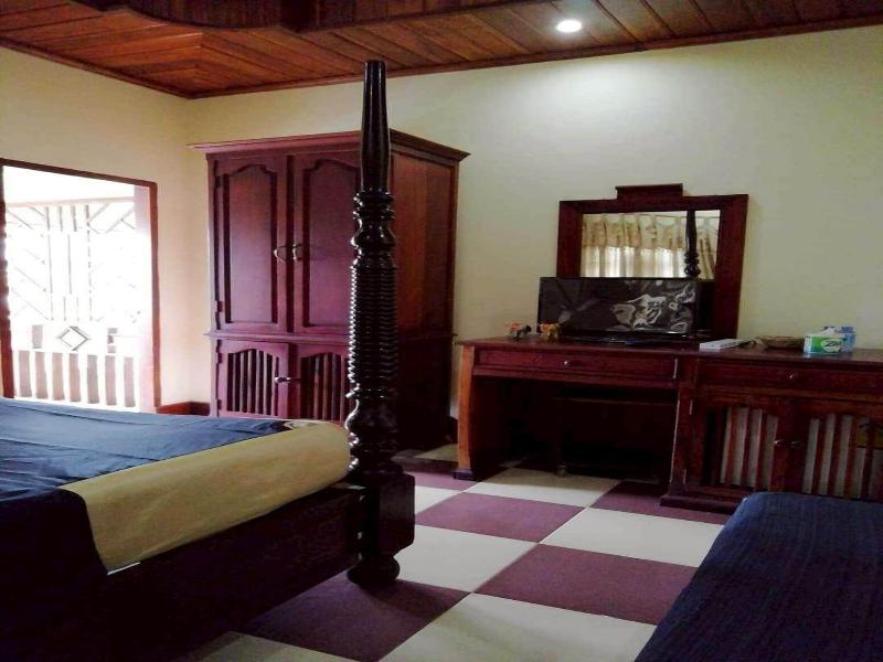 Sakura Hotel image