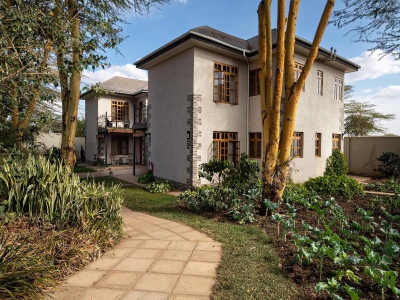Kahawa House image