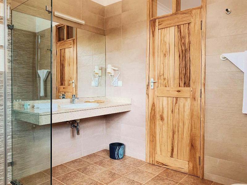 Kahawa House image
