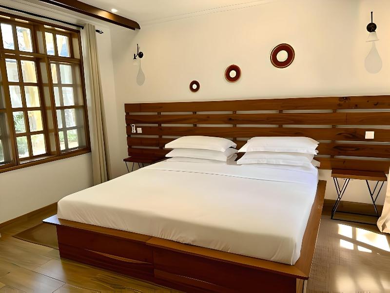 Kahawa House image