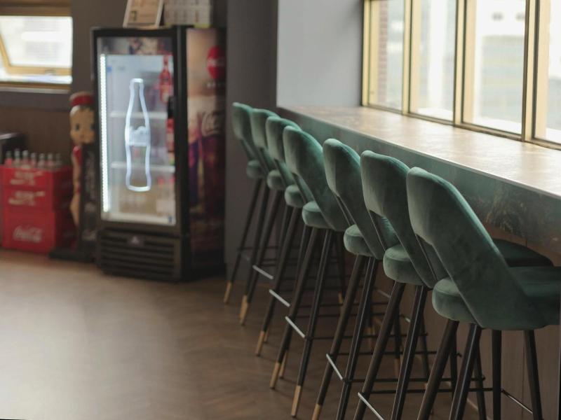 Modern Inn image