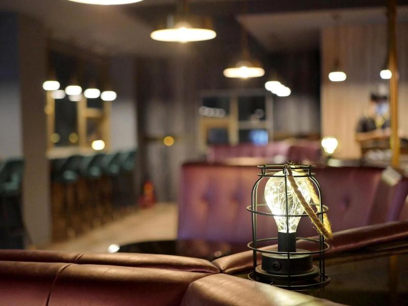 Modern Inn image