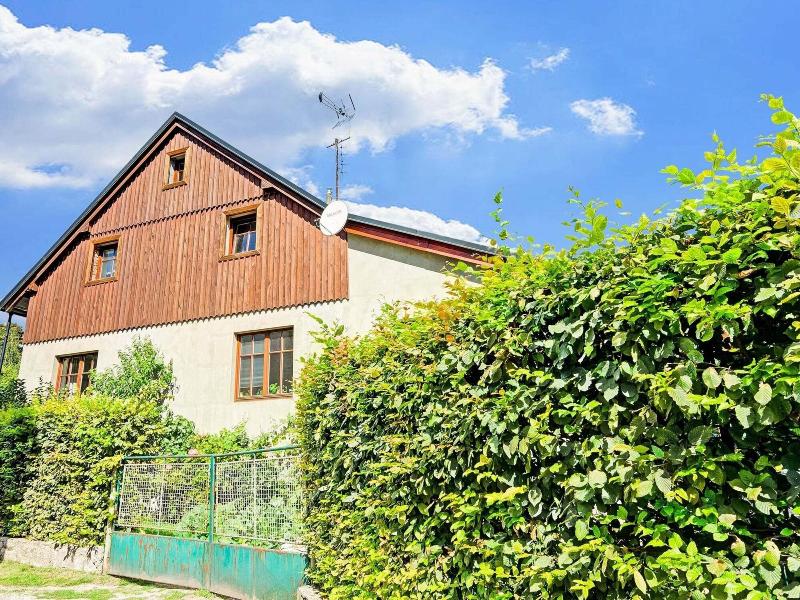 Lavish Cottage Near Ski Area In Cerny Dul image
