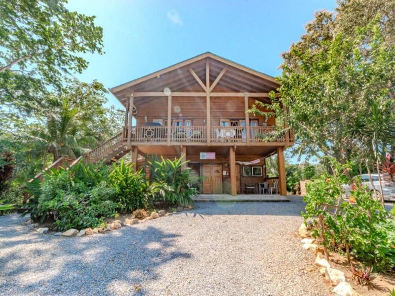 Guava Grove Resort Villas image